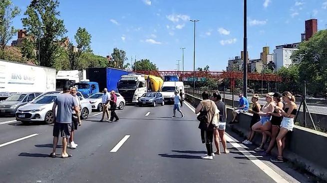 dellepiane cortes luz.jpg