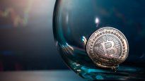 Solo dos criptomonedas de las 20 principales obtienen ganancias durante el mes.&nbsp;