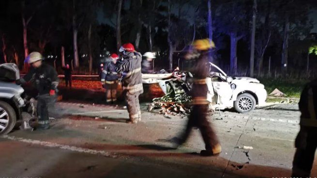 El impacto ocurrió en la mano hacia Cañuelas y provocó la muerte de todos los ocupantes del vehículo.&nbsp;