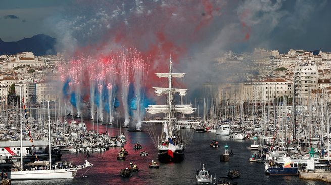 El velero Belem entrando a Marsella. Foto: Reuters.