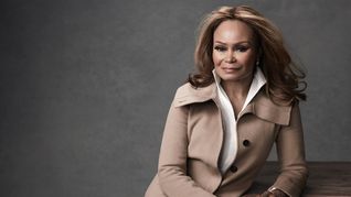 Janice Bryant inició su negocio con solo 1.500 dólares y hoy lidera una firma con presencia en 33 países y millones en ingresos anuales.