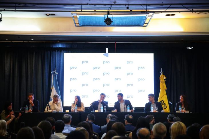 The PRO held its last event in 2025 where Macri urged his own members to launch a The PRO held its last event in 2025 where Macri urged his own members to launch a