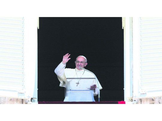 Por calor, audiencia del Papa será bajo techo