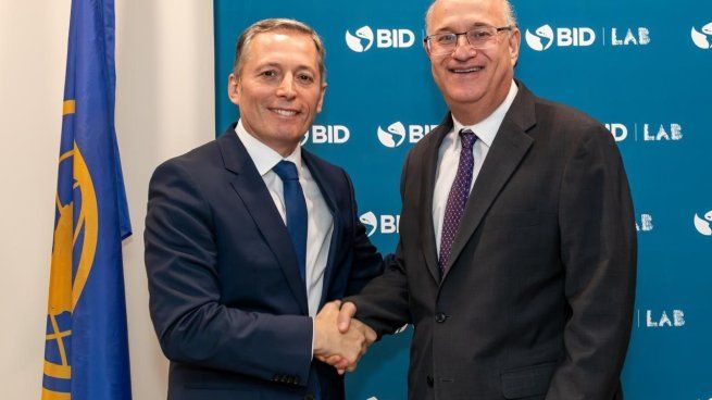 Somos alrededor de 400 ciudades que buscamos seguir creciendo en infraestructura y obras públicas, dijo Gray.