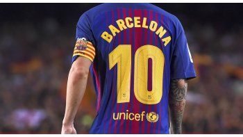 La camiseta de Lionel Messi no tenía su apellido impreso sino el de la ciudad que sufrió el terrible atentado que terminó con 14 ciudadanos muertos.