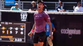 Olivo fue el protagonista de la sorpresa del día, mientras que Delbonis tuvo un andar más cómodo en Santiago de Chile.