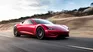 El deportivo eléctrico de Tesla acumula años de demoras, pero su equipo de diseño volvió a prometer novedades.