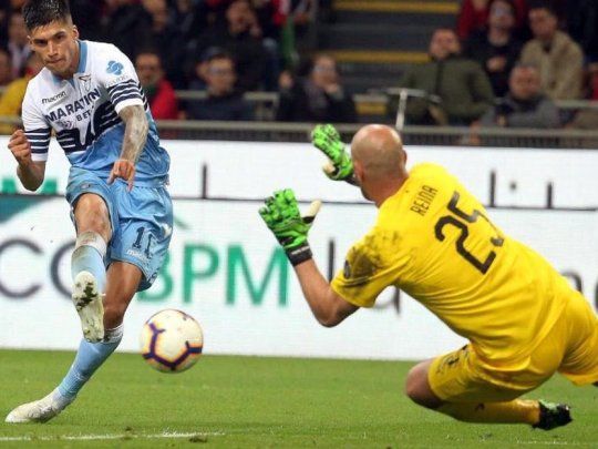 Joaquín Correa hizo el gol con el que Lazio se clasificó a la final de la Copa Italia.