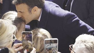 PROTAGONISTAS. Emmanuel Macron y Marine Le Pen llegaron en primer y segundo lugar en los comicios de ayer. Ambos pelearán por la presidencia de Francia en el segundo turno del domingo 24.