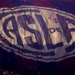 Los fanáticos del Ciclón salvaron a su club y lo recuerdan todos los años. Los fanáticos del Ciclón salvaron a su club y lo recuerdan todos los años.