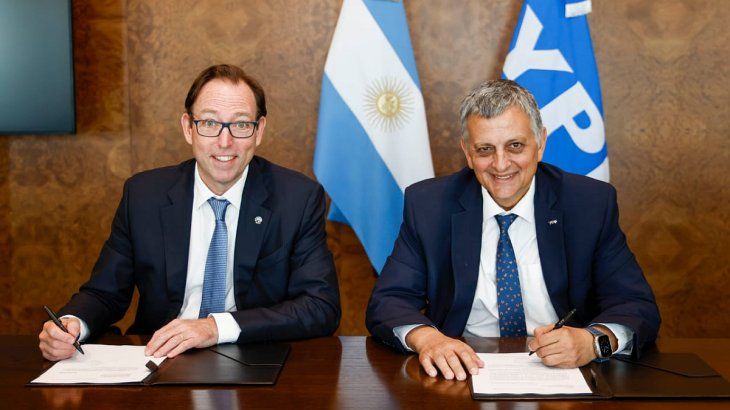 Germán Burmeister (Shell) y Horacio Marín (YPF). Germán Burmeister (Shell) y Horacio Marín (YPF).