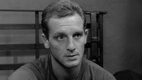 Philippe Leroy en la película que le dio fama mundial, El boquete, de Jacques Becker.