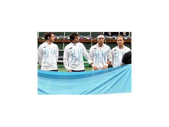 Zeballos, Berlocq y Mónaco junto a Jaite.