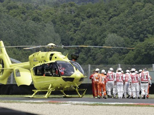 Dupasquier fue operado por un hemoneumotórax en el pulmón y sondado para drenar la sangre y el aire en el espacio pleural.