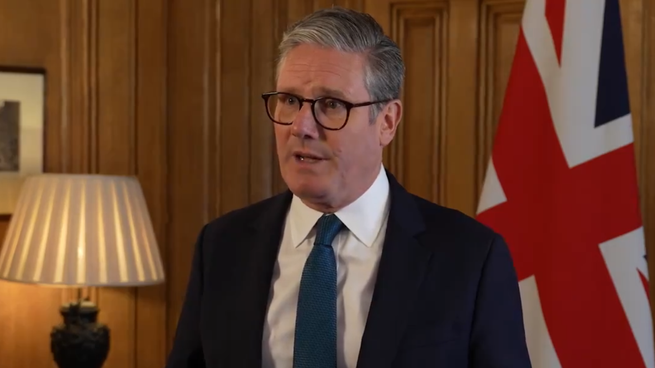 El Primer Ministro del Reino Unido, Keir Starmer, afirmó que EEUU no puede dictar cómo otros deben gestionar sus asuntos” en torno a la guerra de Medio Oriente.