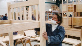 Repunte. La producción de muebles creció y en el sector piden articular medidas para sostener la demanda.