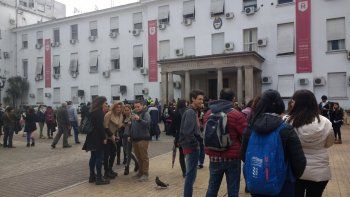 lo condenan a pagar $ 60.000 por haber realizado amenazas de bomba en escuelas