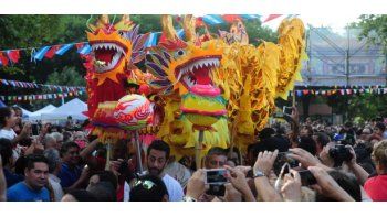 A puro color, se iniciaron los festejos del Año Nuevo chino en Buenos Aires