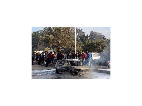Los manifestantes islamistas llamaron a protestas para boicotear el plesbiscito..