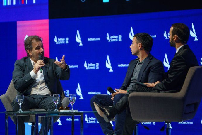 Cristian Ritondo comparti&oacute; un panel con Rodrigo De Loredo en el foro de AmCham.