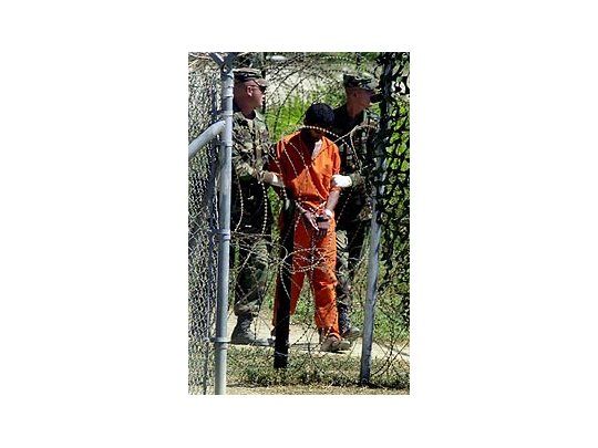 La administración Obama se encamina a cerrar la polémica prisión de Guantánamo.