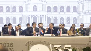 El presidente de Paraguay, Santiago Peña, presiona al Mercosur por el reparto interno de las cuotas de exportación hacia la Unión Europea. El presidente de Paraguay, Santiago Peña, presiona al Mercosur por el reparto interno de las cuotas de exportación hacia la Unión Europea.