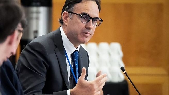 Guillermo Tolosa destacó la gestión estratégica de riesgos ante el FMI y el Banco Mundial.