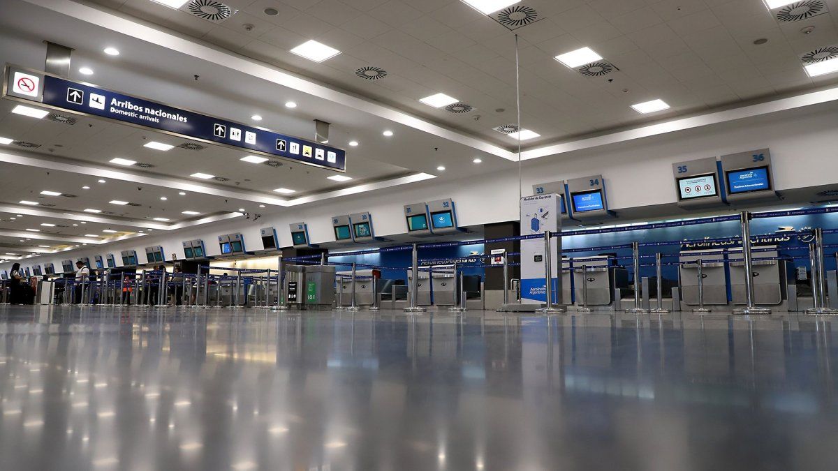 Un gremio aeron�utico anunci� paro en 27 aeropuertos para el lunes 2 de febrero