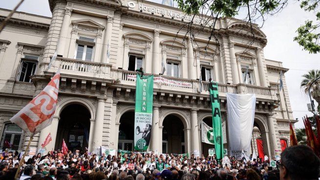 Trabajadores del Hospital Laura Bonaparte llevará adelante una medida de protesta ante la falta de insumos.