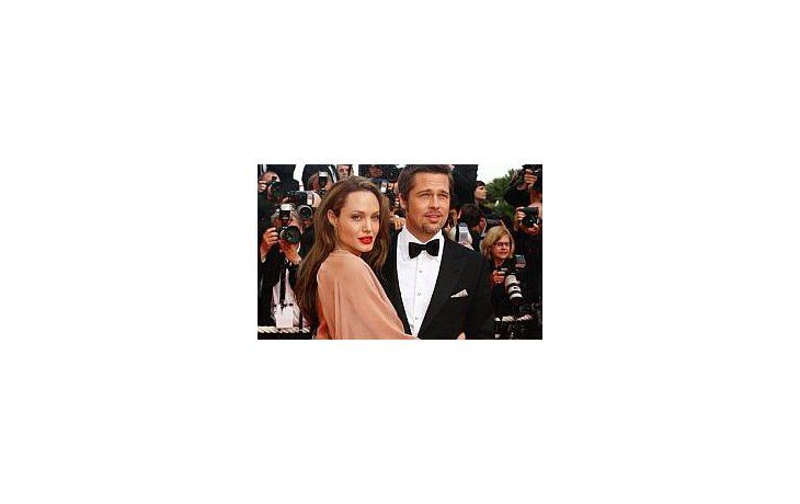 Brad Pitt y Angelina Jolie siguen en el centro de la escena