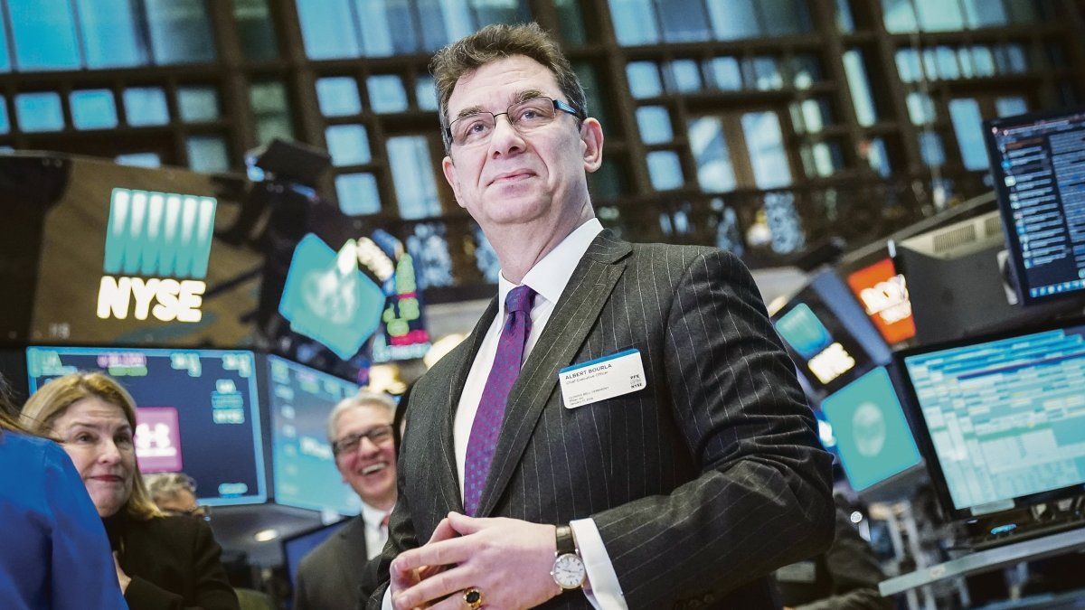El CEO de Pfizer ganó u$s5,6 millones con la noticia sobre la efectividad de su vacuna