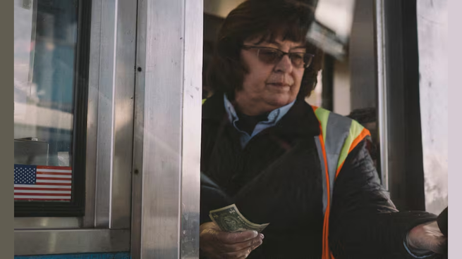 Evelyn, la mujer estadounidense que ganó la lotería 2 veces y ahora vive en una casa rodante.