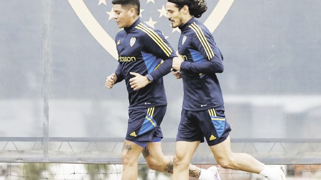 en forma. Cavani se volvió a mostrar muy bien en lo físico e ilusiona.