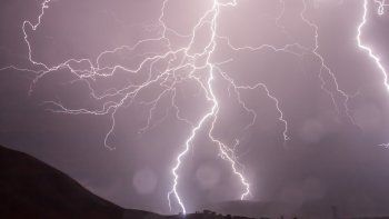 Alerta por fuertes lluvias en el área metropolitana de Buenos Aires