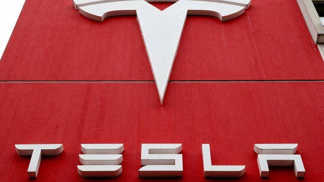 Tesla recortó los precios a lo largo del año pasado. Redujo el precio del Model Y, su vehículo más popular, hasta un 26,5% en Estados Unidos.