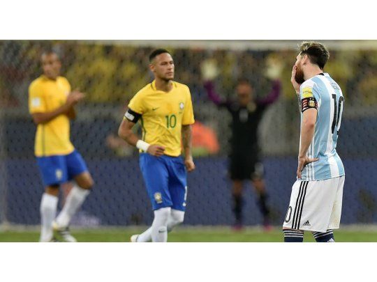 Devastador: Brasil se divirtió con Argentina, la goleó y la llenó de dudas