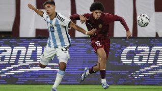 Peleado. Argentina y Venezuela jugaron un partido luchado, que terminó con pelea entre los jugadores. 
