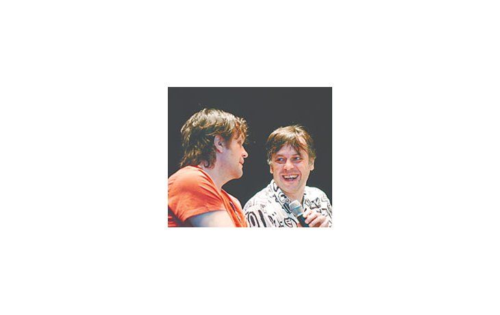 ámbito.com | Emir Kusturica y el Dr. Nelle Karajlic: su banda llenó el Luna con un espectáculo donde tocan amigos que improvisan.