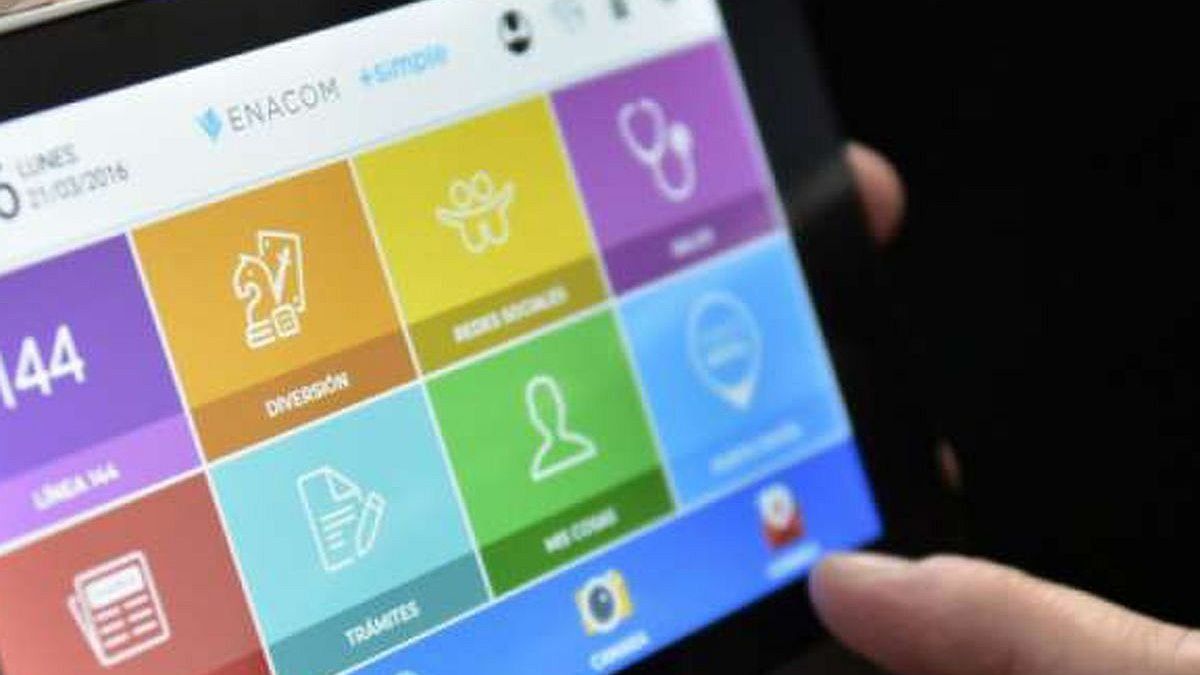 Argentina carries out the first export of tablets and notebooks produced in the country