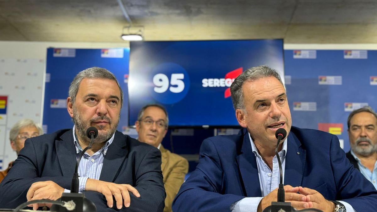 Yamandú Orsi regains his advantage within the Broad Front after the support of Mario Bergara