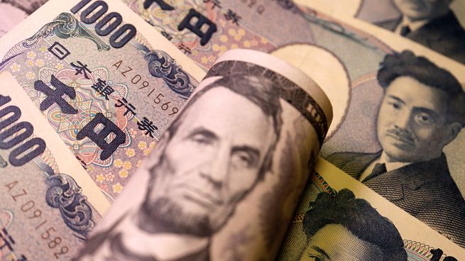 El dólar vuelve a hacerse fuerte frente al yen japonés.