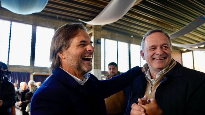La candidatura anticipada de Luis Lacalle Pou agita la interna blanca y genera críticas por la Luis-dependencia del partido.