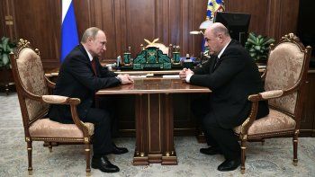El Kremlin difundi&oacute; esta foto del presidente Putin y su nominado para el cargo de primer ministro,&nbsp;Mijail Mishustin.