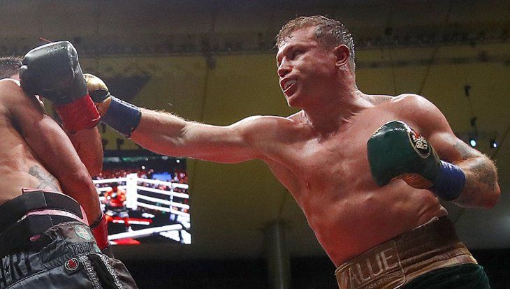 Luego de perder hace un par de semanas los títulos de peso supermediano ante el estadounidense Terence Crawford, el mexicano Saúl Canelo Álvarez se sometió a una cirugía que lo tendrá fuera de actividad por varias semana