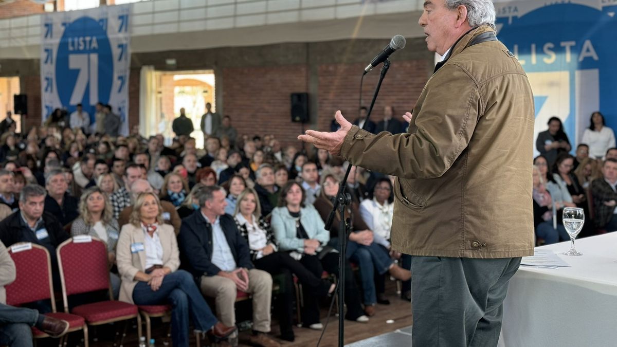 Lowering taxes and making homeless living a crime are the Herrera proposals for Álvaro Delgado