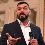 Alvarez Agis: “Volvimos a una situación donde el Gobierno sostiene una teoría económica de la cual es prácticamente su único defensor”. Alvarez Agis: “Volvimos a una situación donde el Gobierno sostiene una teoría económica de la cual es prácticamente su único defensor”.