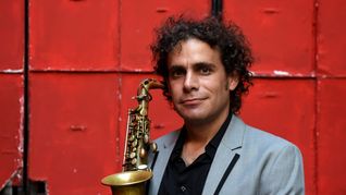 Monk: Spotify es un desafío y un retroceso en algunos casos. No hay créditos, no hay concepto gráfico, no se sabe quién tocó en los discos y las regalías son desventajosas. Regalamos lo que antes vendíamos. Para generar un ingreso desde plataformas necesitamos una cantidad enorme de reproducciones.&nbsp;&nbsp;