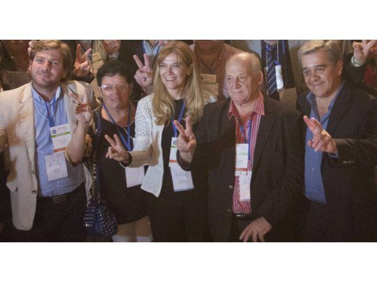 Sin intendentes de Cambiemos, Magario fue elegida como nueva presidenta de la FAM