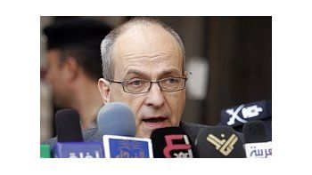 El enviado especial de la ONU en Irak, Ad Melkert, salió ileso de un atentado contra su convoy