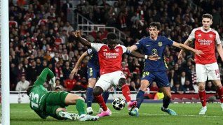 Arsenal venció al Atlético Madrid y se convirtió en el primer finalista de la Champions League.